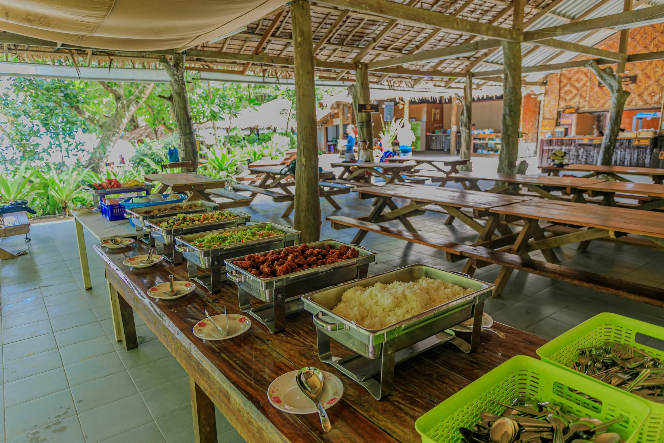 Buffet lunch in an open-air island dining area